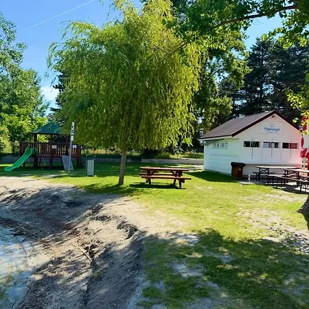 Apartament Burj Balaton *